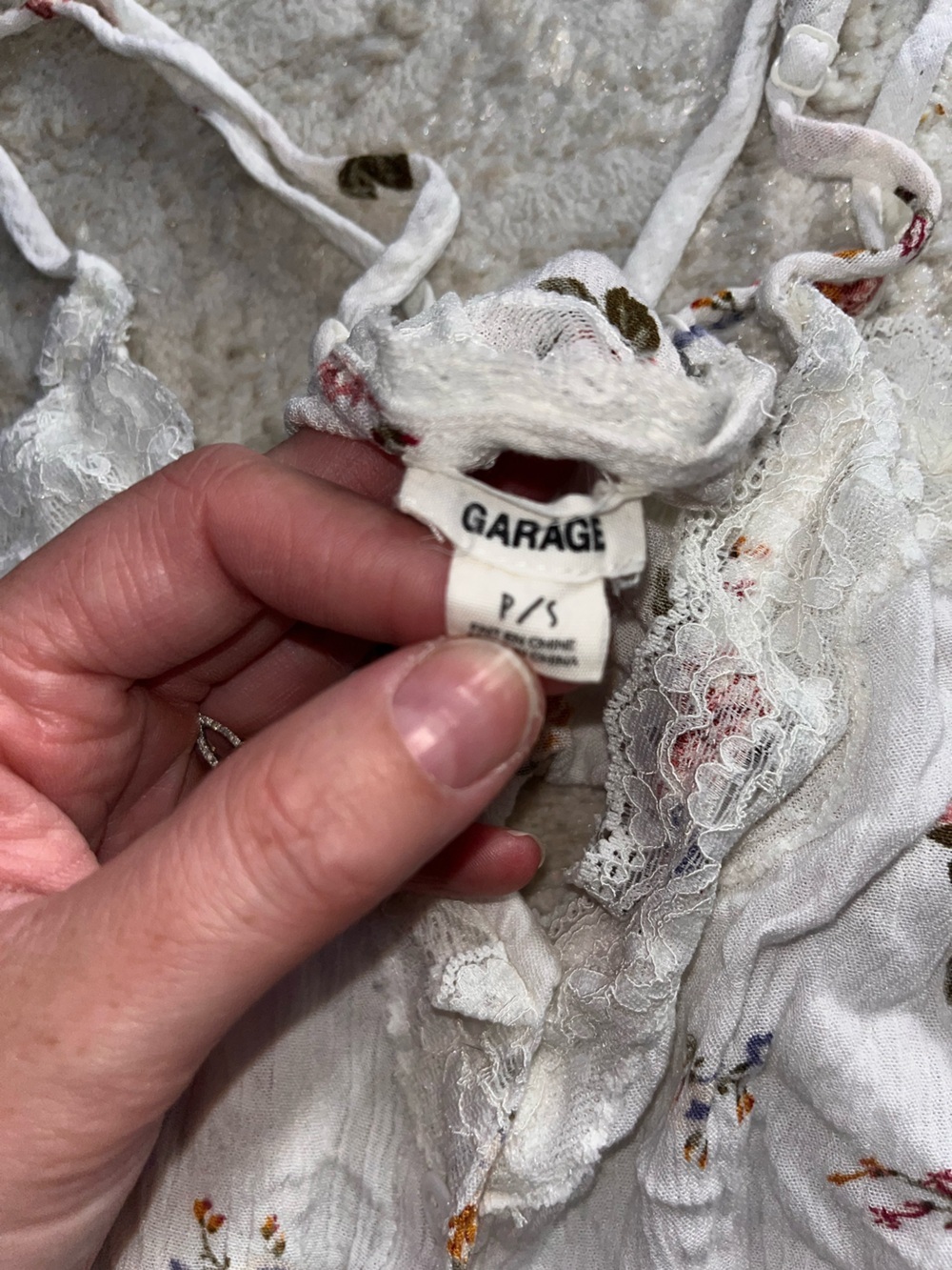 Garage White Floral Lace-Trim Tie-Front Crop Top - Picture 2 of 4